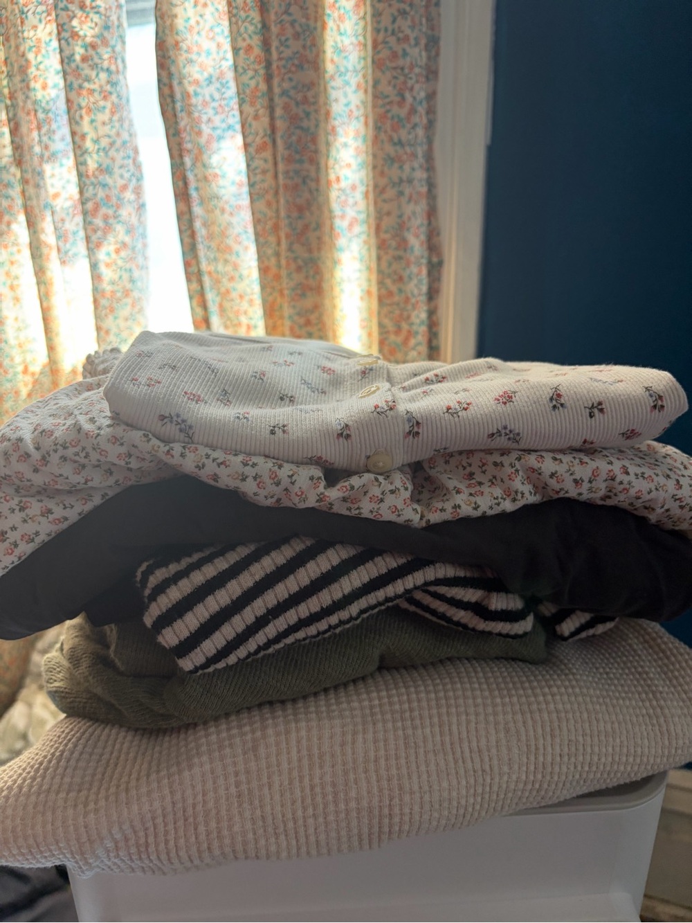 Bundle of Mixed Knit Tops - Cream, Black, Green, floral